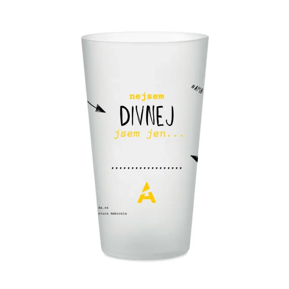 Kelímek "Nejsem divnej..." 2025